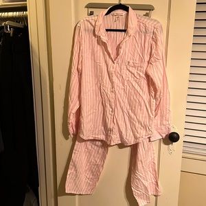 Victoria’s Secret long sleeve pajama set